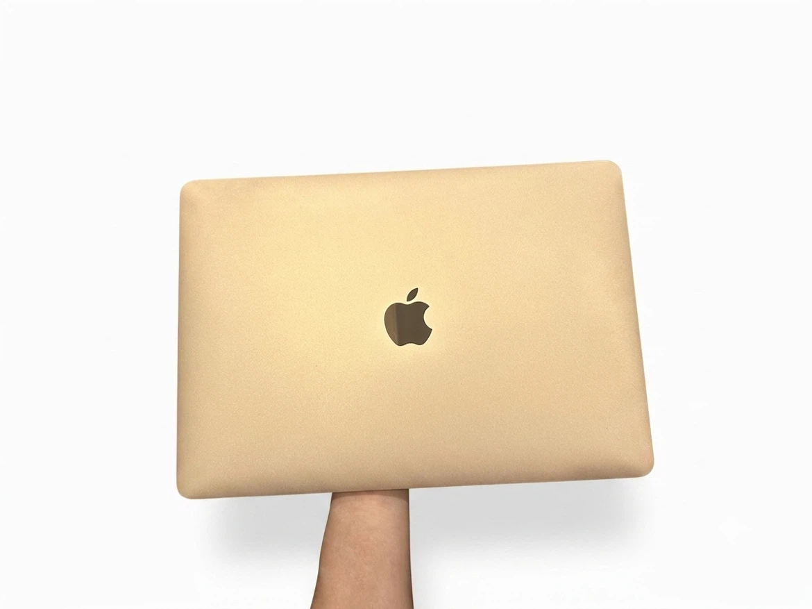 Rose Gold MacBook Air - photo 4