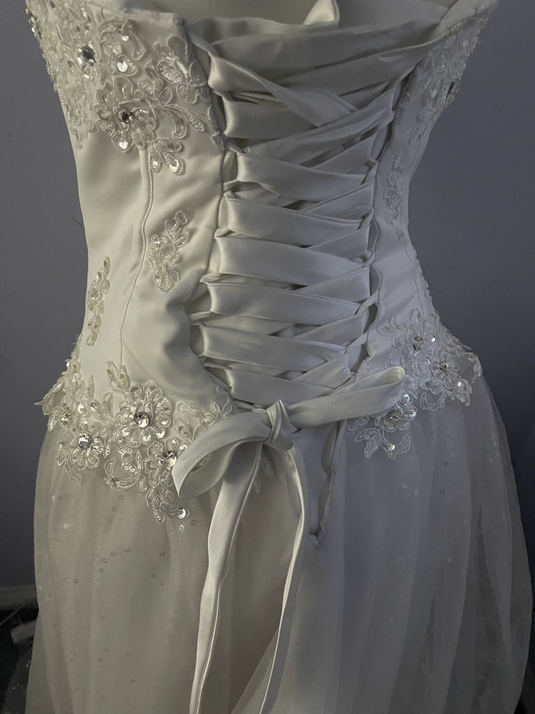 White Strapless Wedding Dress - photo 5