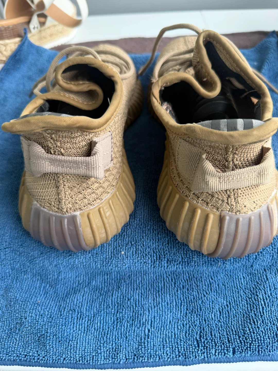 Adidas Yeezy Boost 350 V2 Shoes