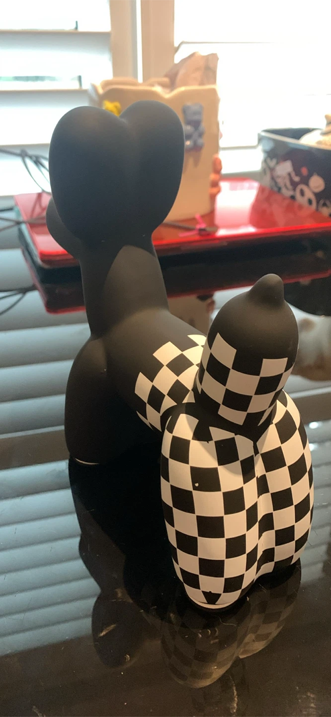 Black Balloon Dog Figurine with Checkered Pattern - photo 3