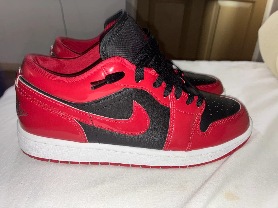 Air Jordan 1 Low Red Black Sneakers - photo 2