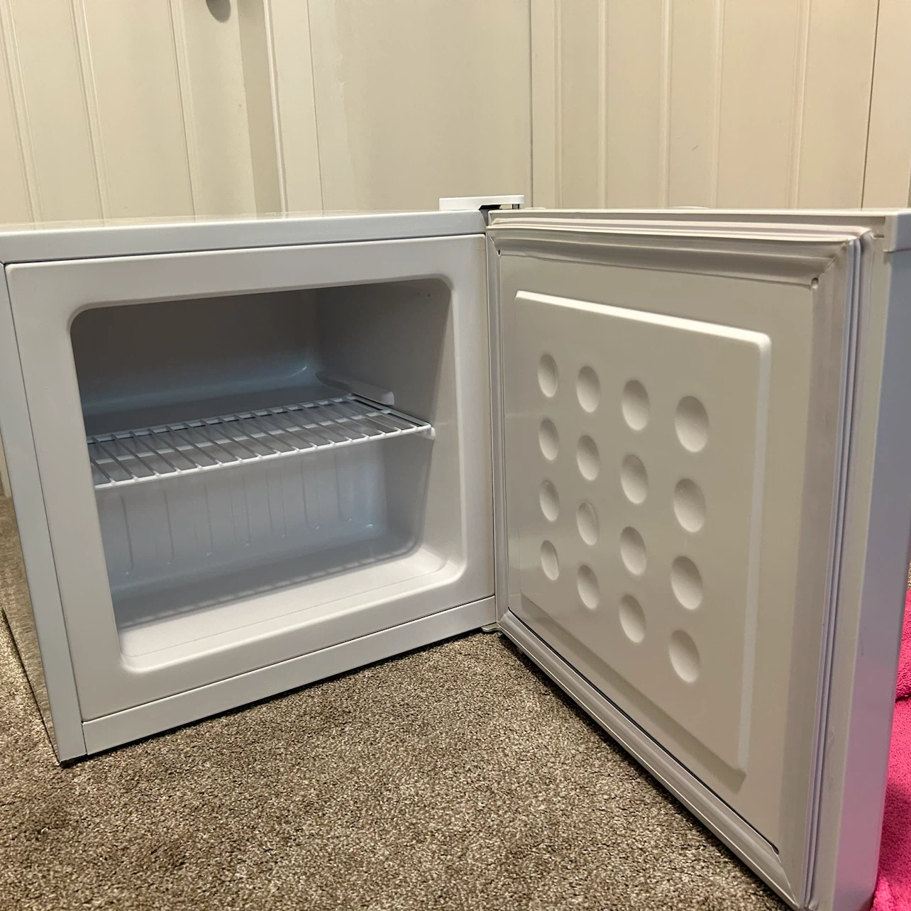 Koolatron Portable Mini Fridge - photo 2