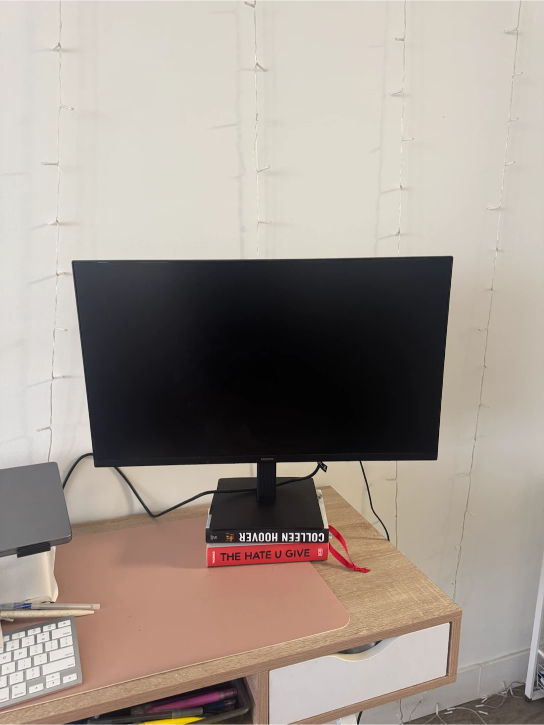 Samsung 27" FHD IPS Monitor