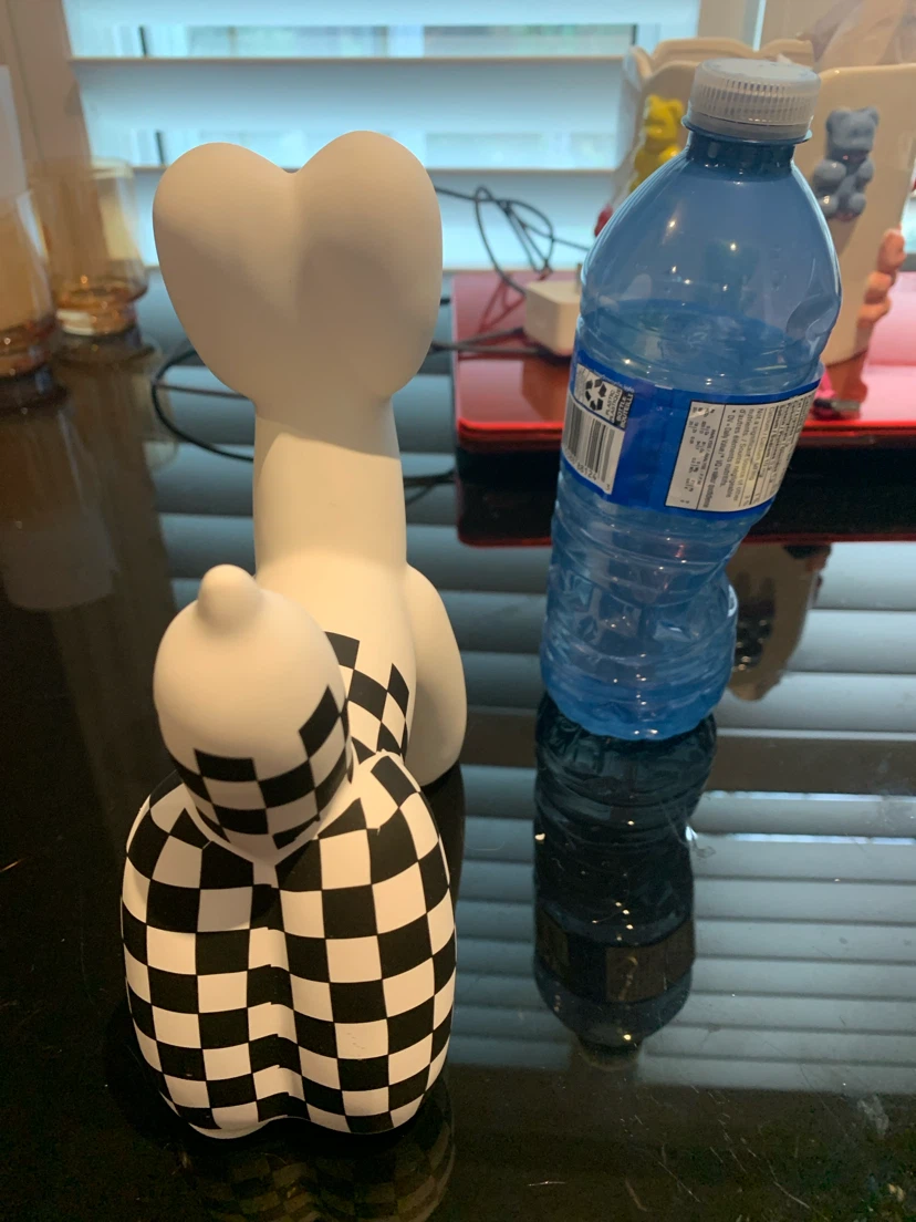 White Balloon Dog Sculpture with Checkered Tail - photo 5