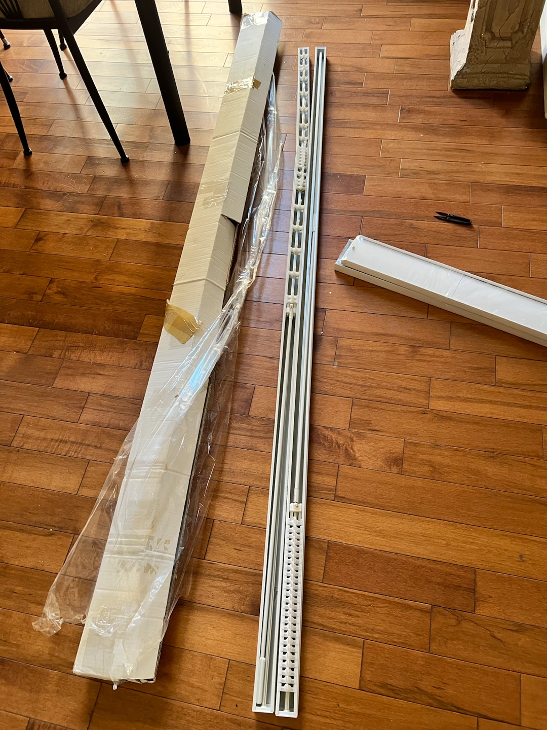 Hampton Bay 78" x 84" Vertical Blind Headrail