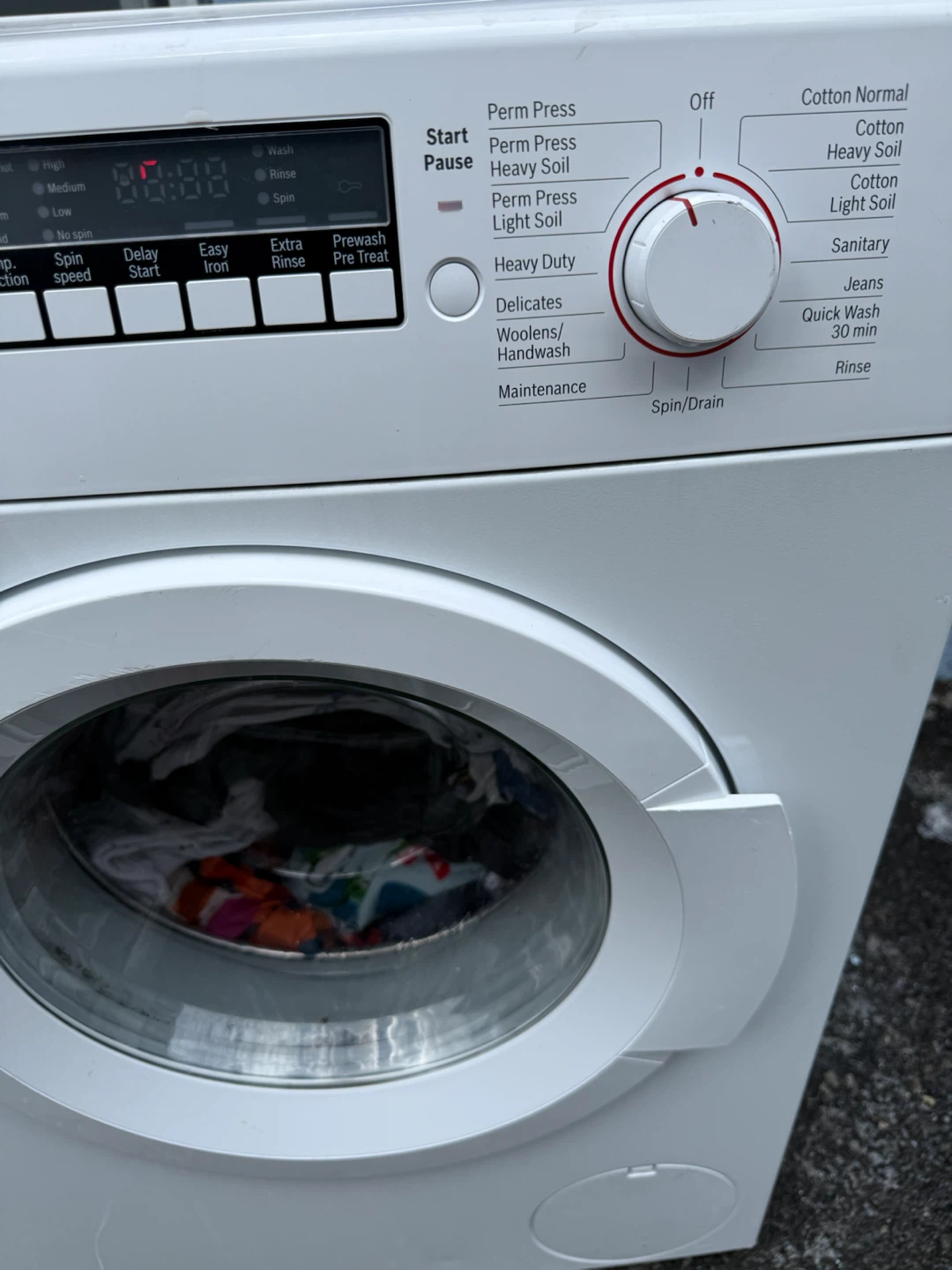 Bosch Ascenta Washing Machine - photo 2