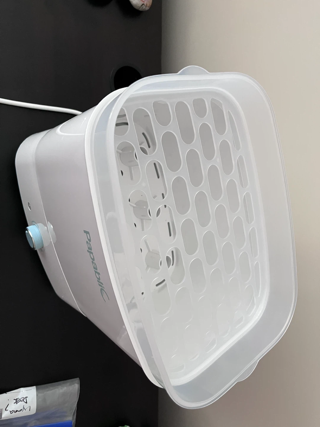 Baby bottle sterilizer and drier - photo 3