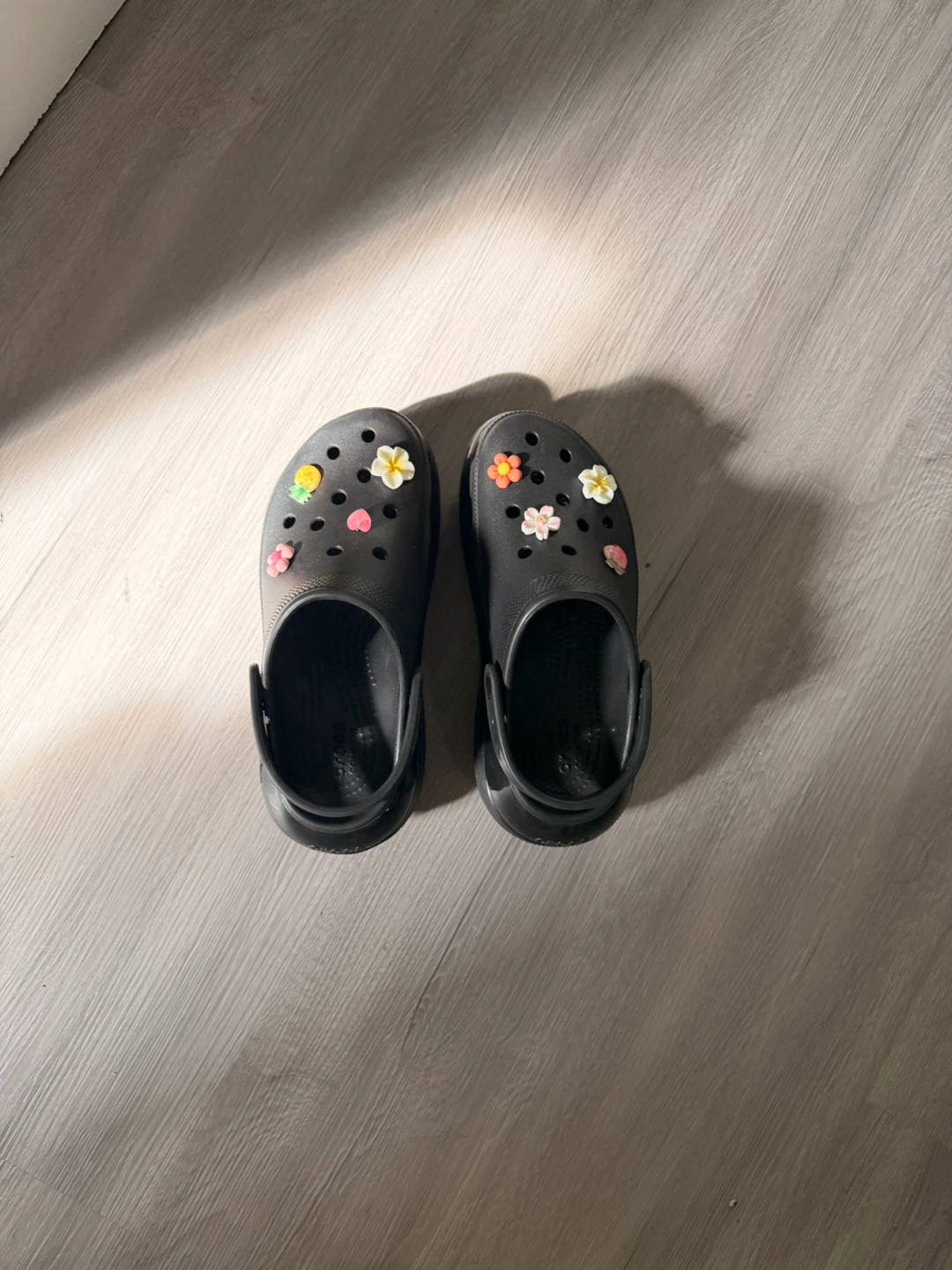 Black Platform Crocs with Flower Charms - photo 4