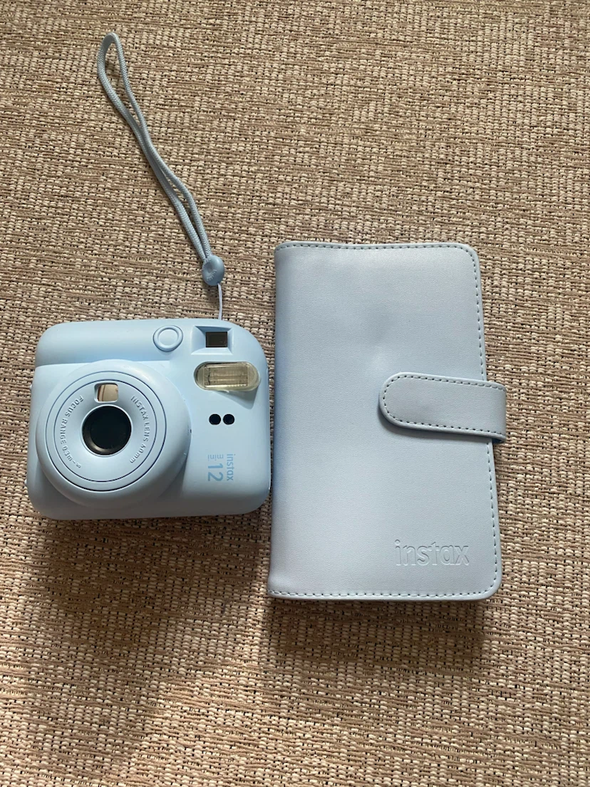 Fujifilm Instax Mini 12 Instant Camera