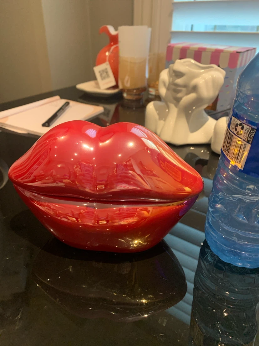Goodies Ruby Riot Lip Shaped Candle