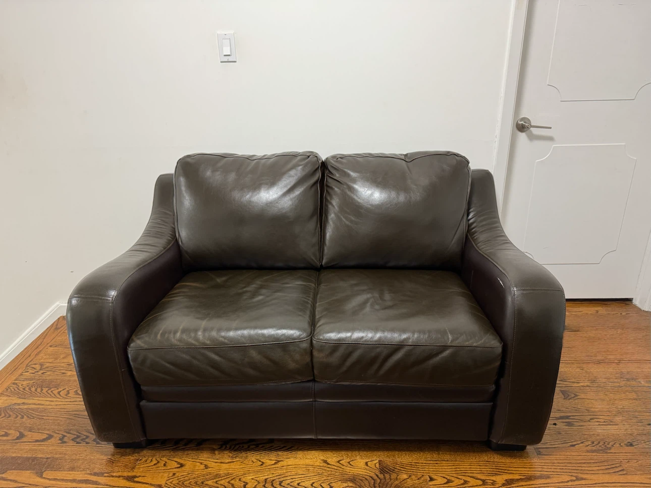 Dark Brown Leather Loveseat – Good Condition