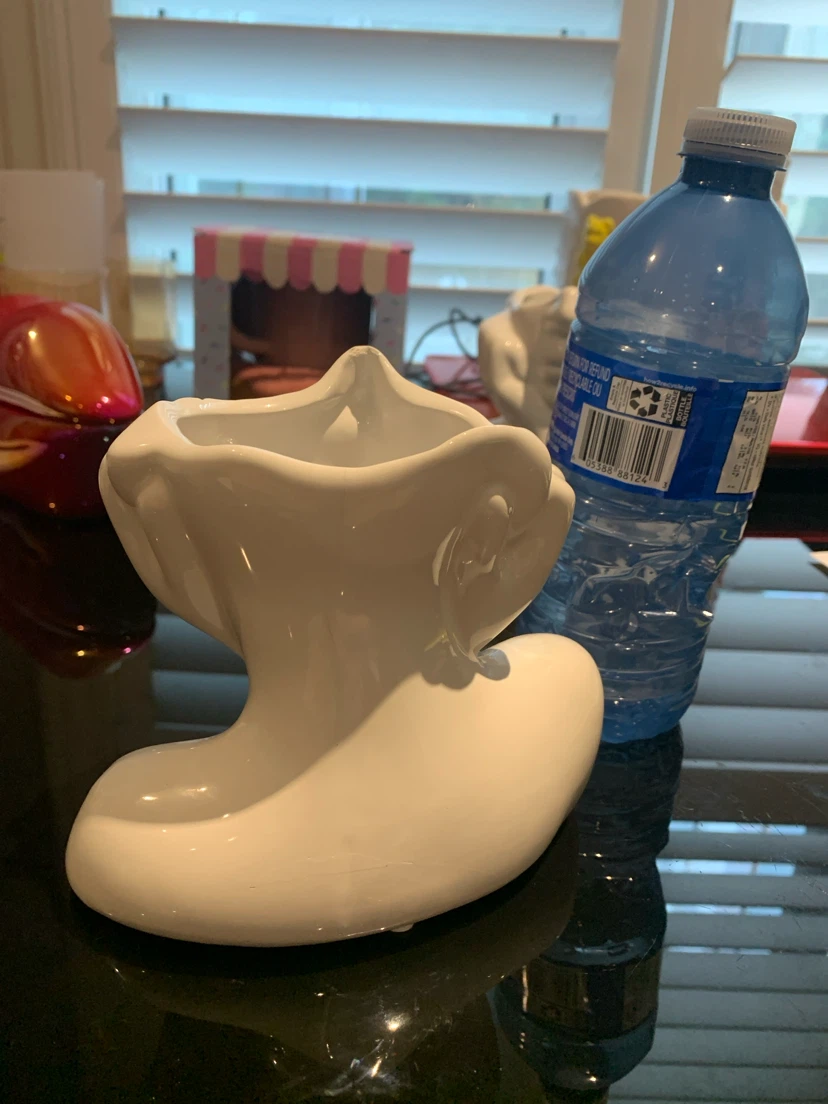 White Ceramic Vase with bottom half of face and hands - photo 2