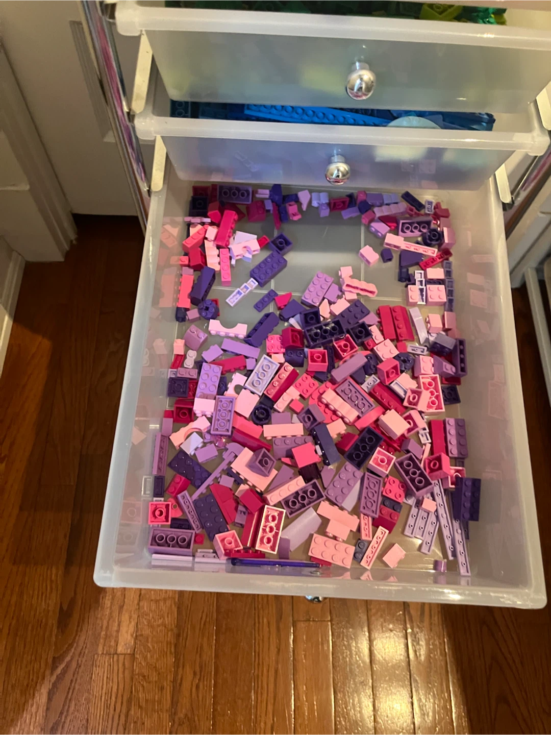 Colour sorted random lego pieces - photo 5