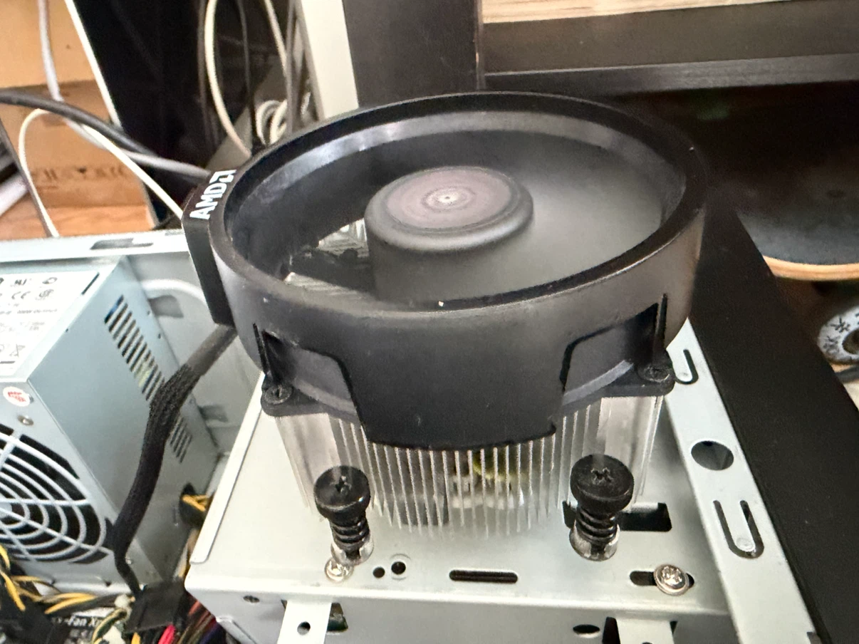 AMD Wraith Spire / Wraith Stealth CPU Cooler – AM4 - photo 2
