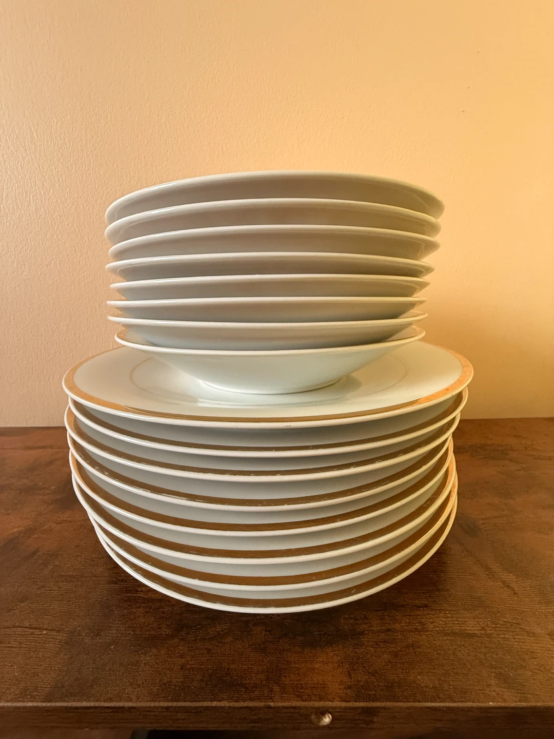 Dinnerware Set