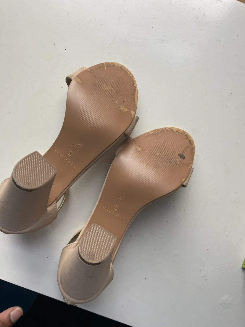 Ardene Block Heels - Size 9 - photo 3