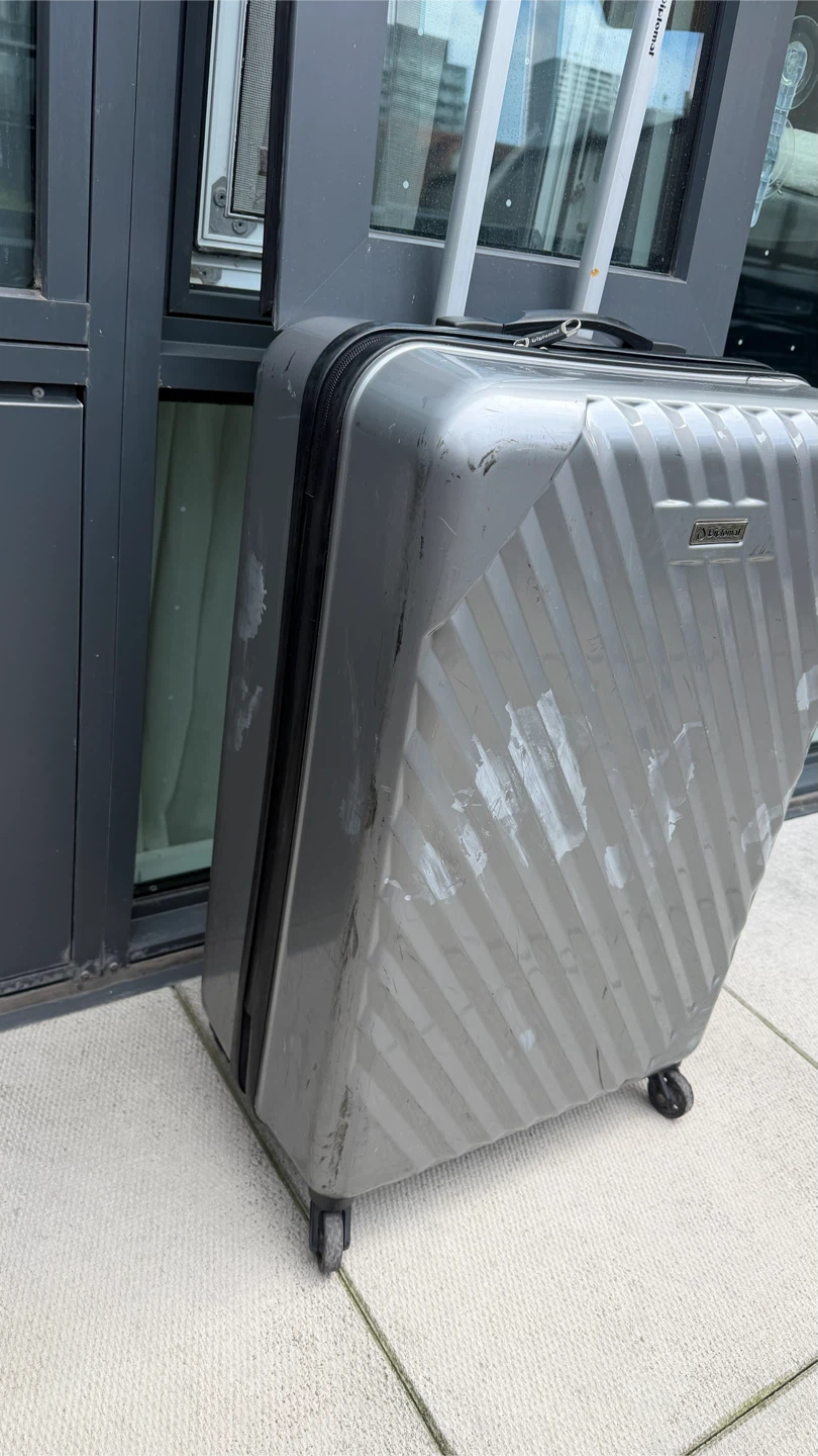 Large Hardside 4-Wheel Luggage - photo 4