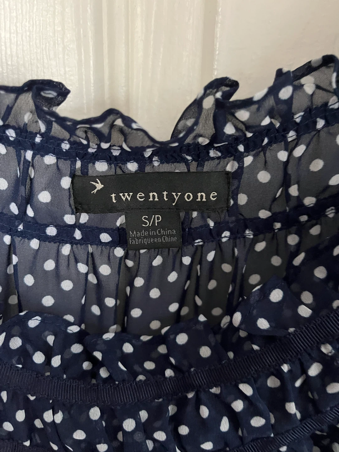 Twenty One Navy Polka Dot Blouse Size S/P - photo 3
