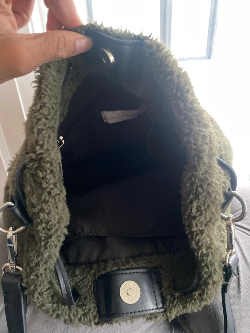 Green house of Harlow 1960 Fuzzy Bucket Bag - photo 3