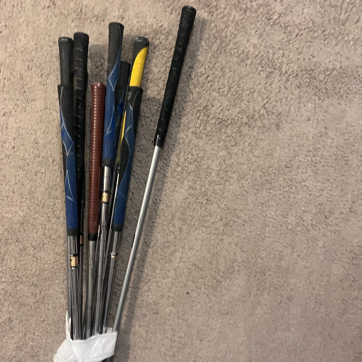 Used Golf Club Set with Mizuno Irons and Wood - photo 4