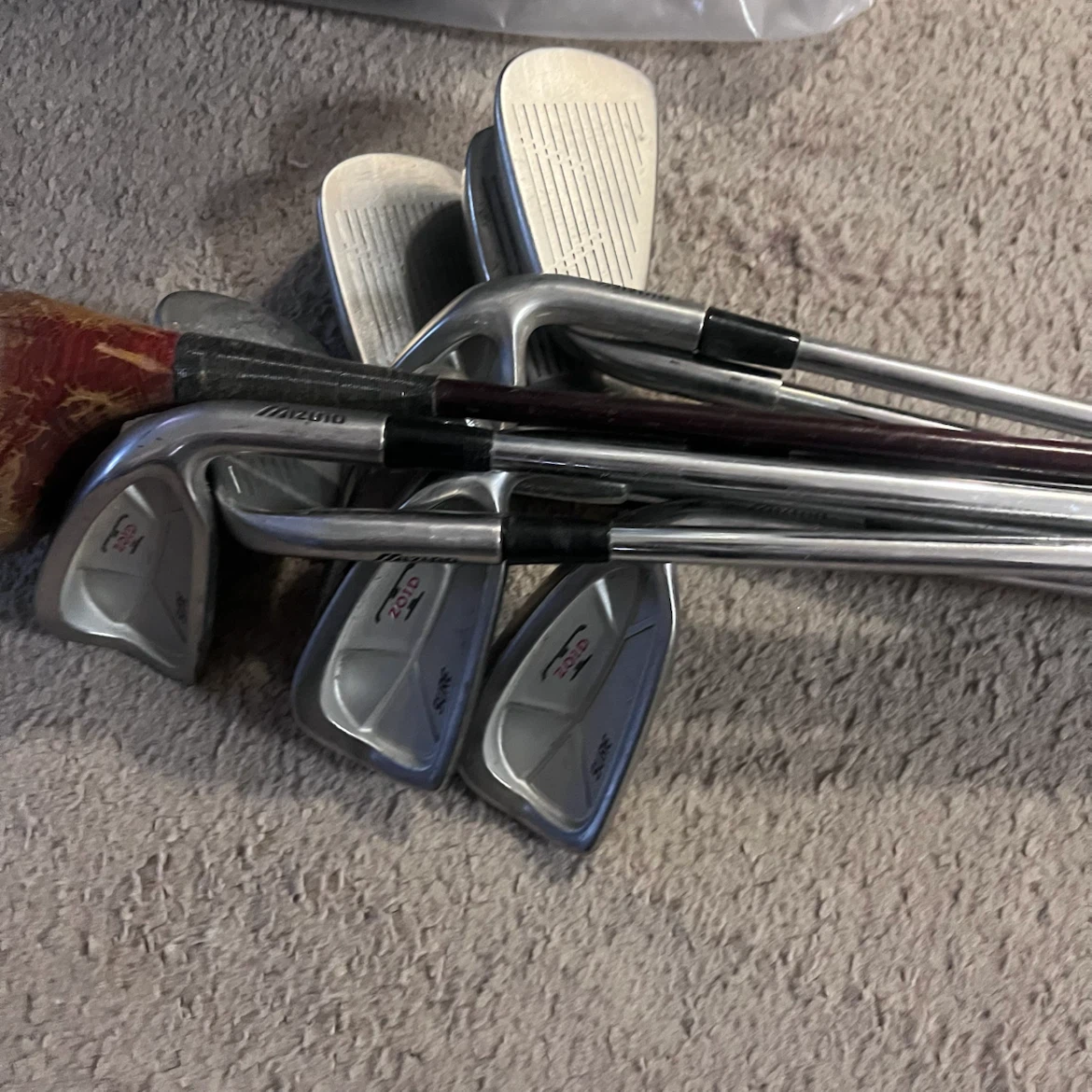 Used Golf Club Set with Mizuno Irons and Wood - photo 5