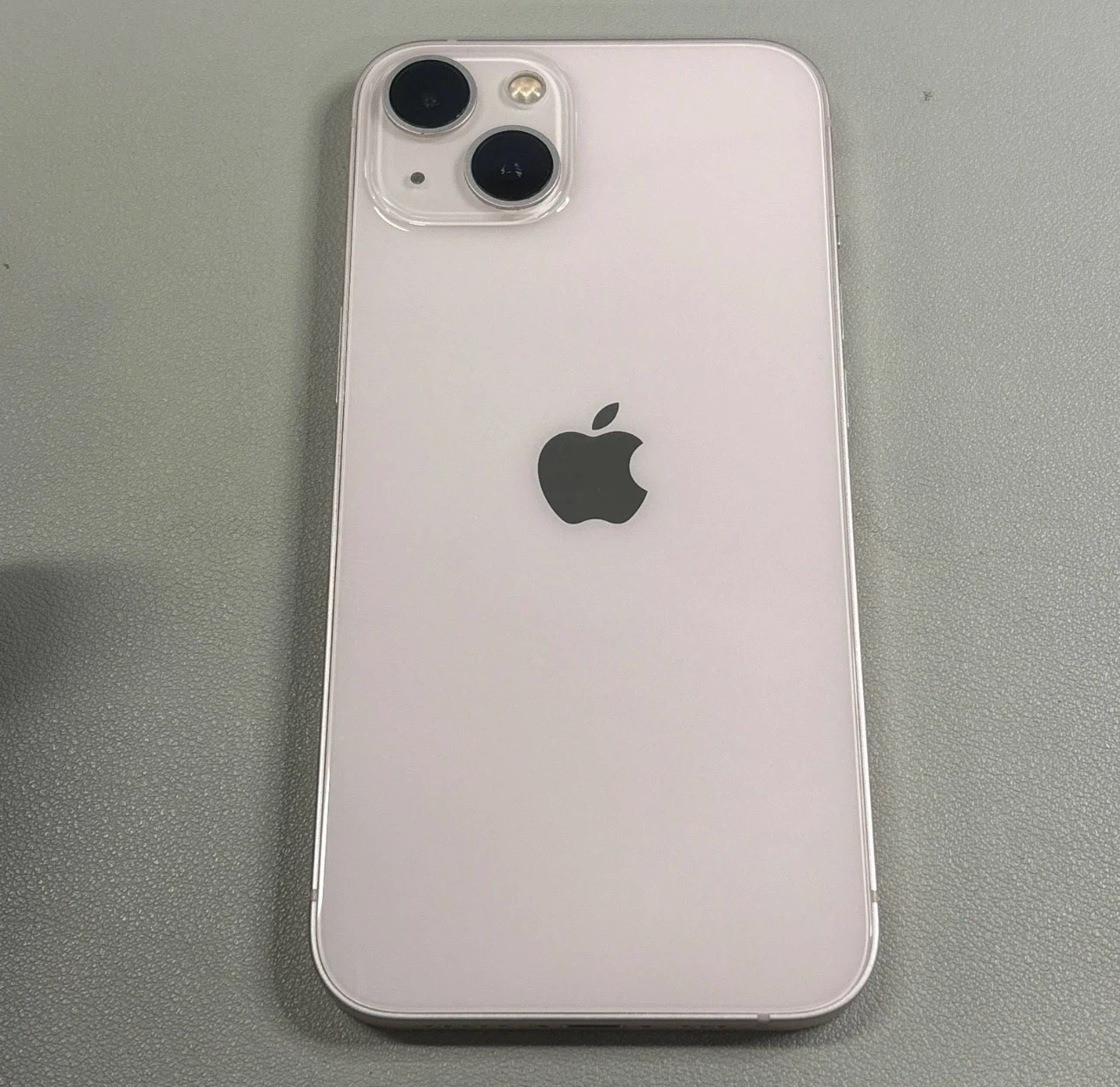 Apple iPhone 13 - Pink - photo 2