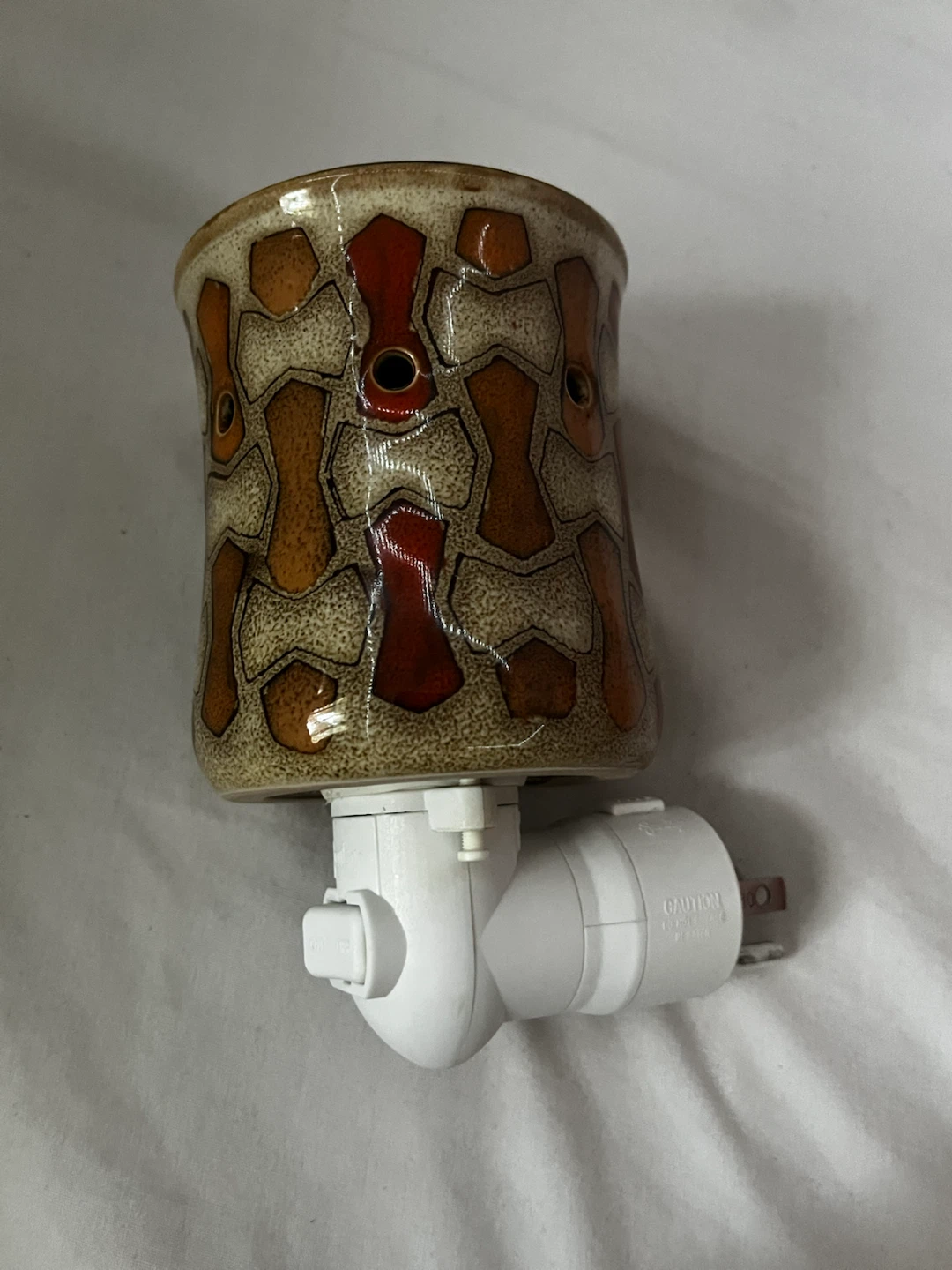 Scentsy Rūs Plug-in Warmer - photo 2