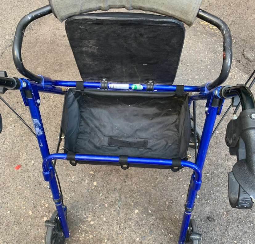 Hugo Blue Walker with Seat and Bag - photo 5