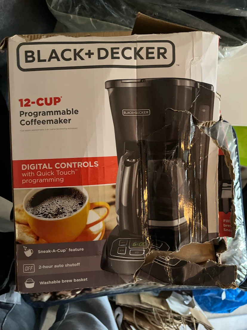 BLACK+DECKER 12-Cup Programmable Coffeemaker - photo 2