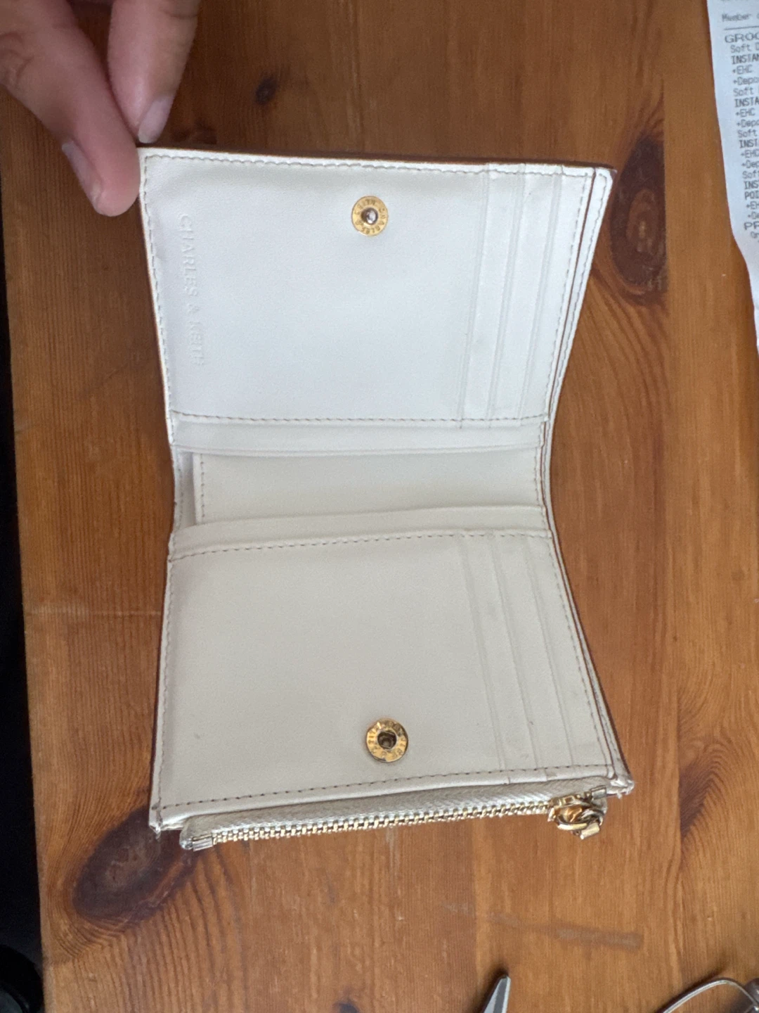 Charles & Keith White Wallet - photo 2