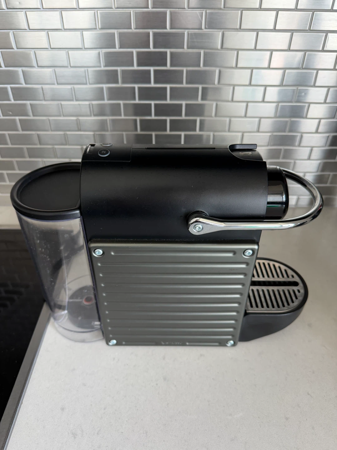 Nespresso Pixie & Aeroccino Milk Frother - photo 3