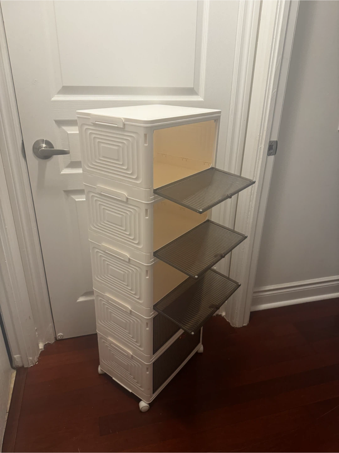 White Plastic Storage Cabinet with 5 Drawers - photo 2