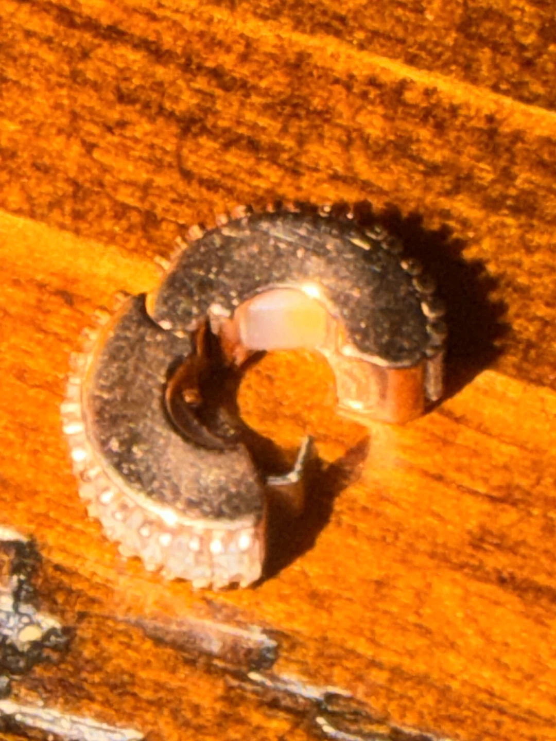 Pandora “T1 ALE MET" GLD PLATED Charm with Baguette Crystals - photo 4