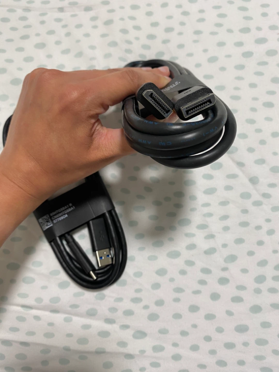 USB-C to HDMI and USB 3.0 Cables - photo 2