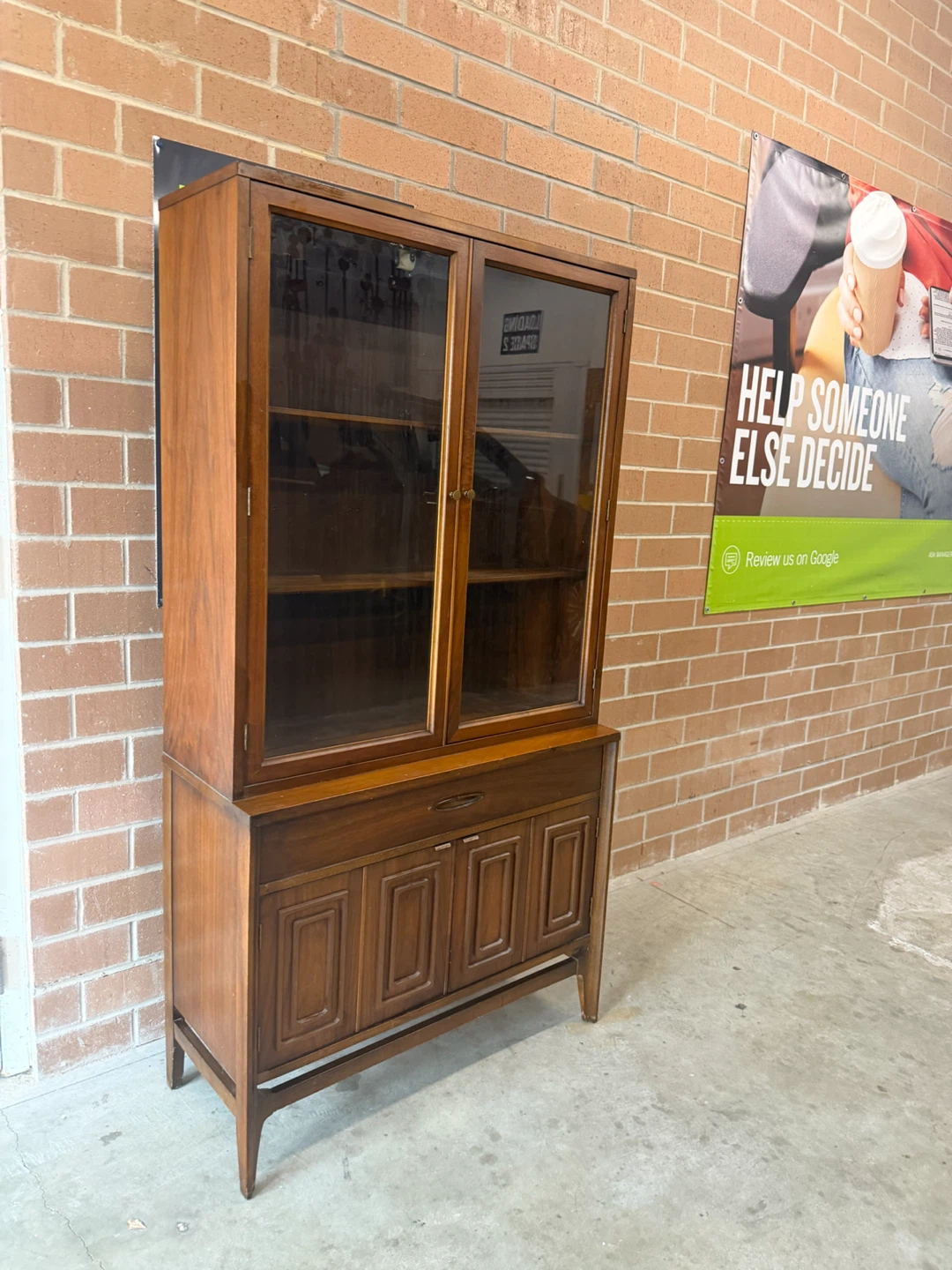 MCM China Cabinet/ Hutch - photo 3