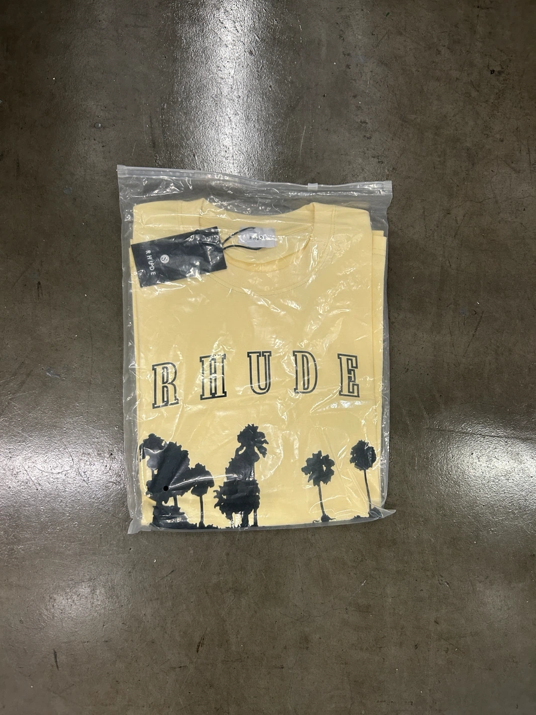 Rhude "Heaven's Valley" T-Shirt - Light Yellow - photo 5