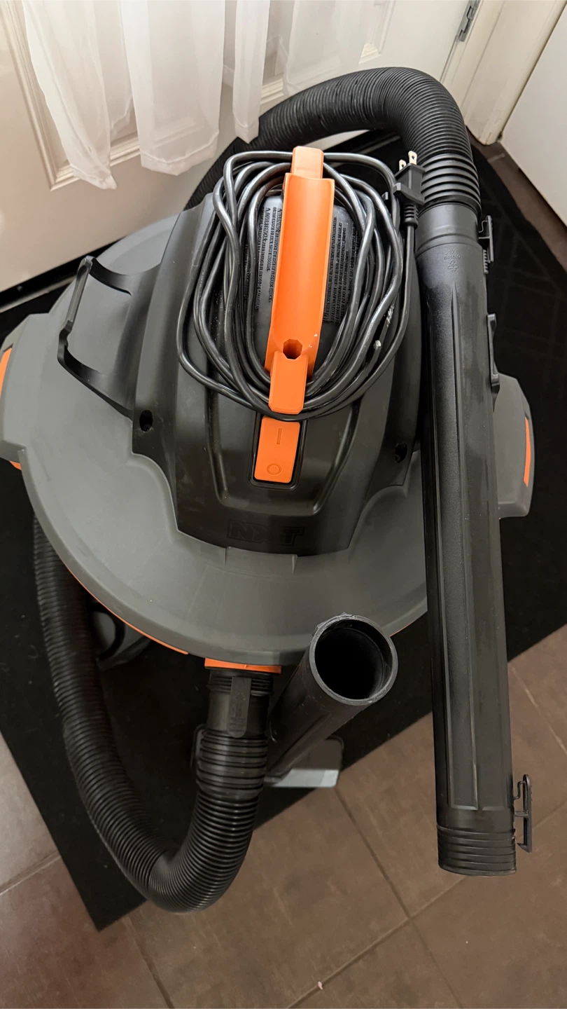 RIDGID 60L Wet/Dry Shop Vac - used once. - photo 4