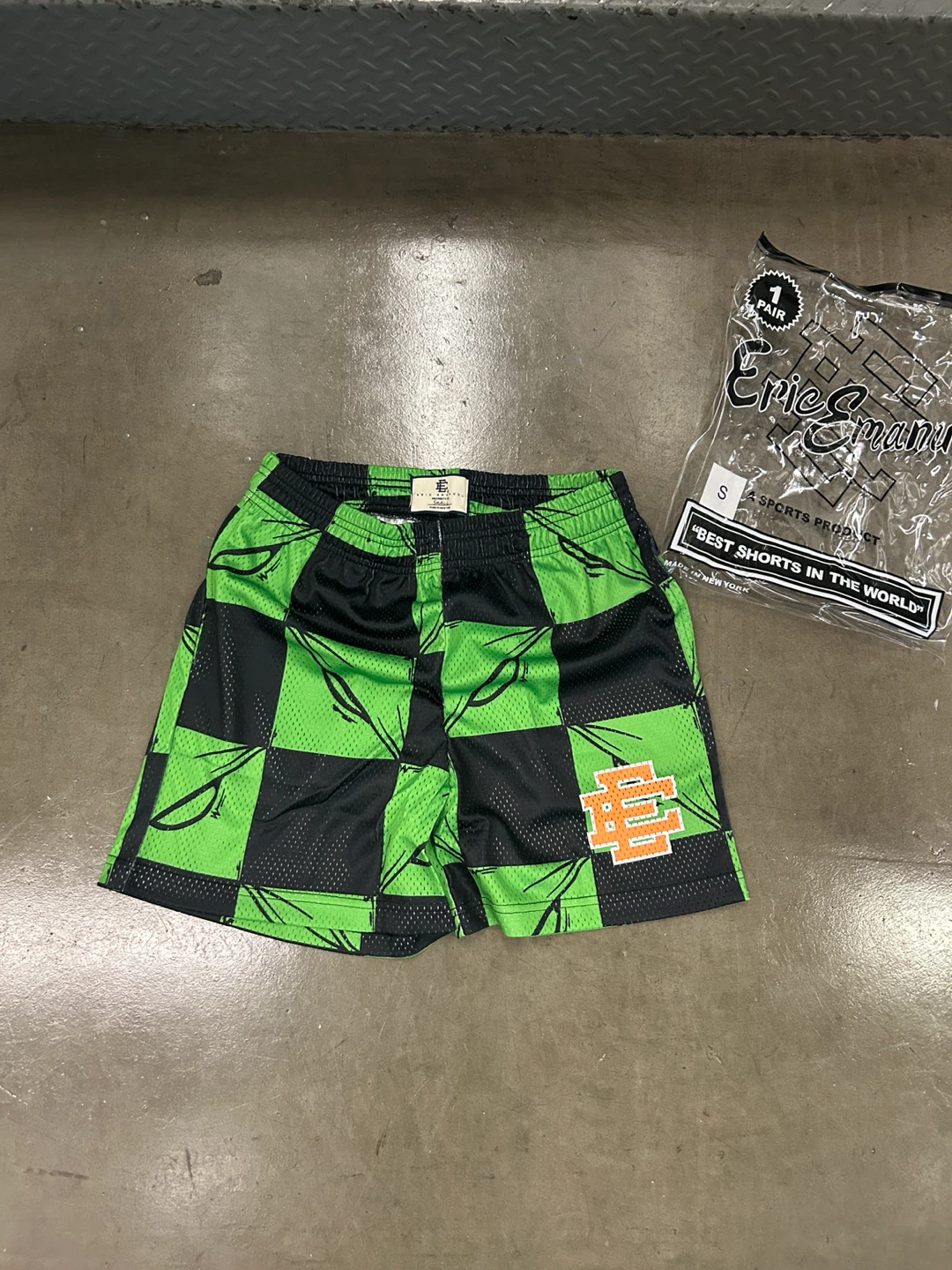 Eric Emanuel Basketball Shorts Size S Green Black Checkered