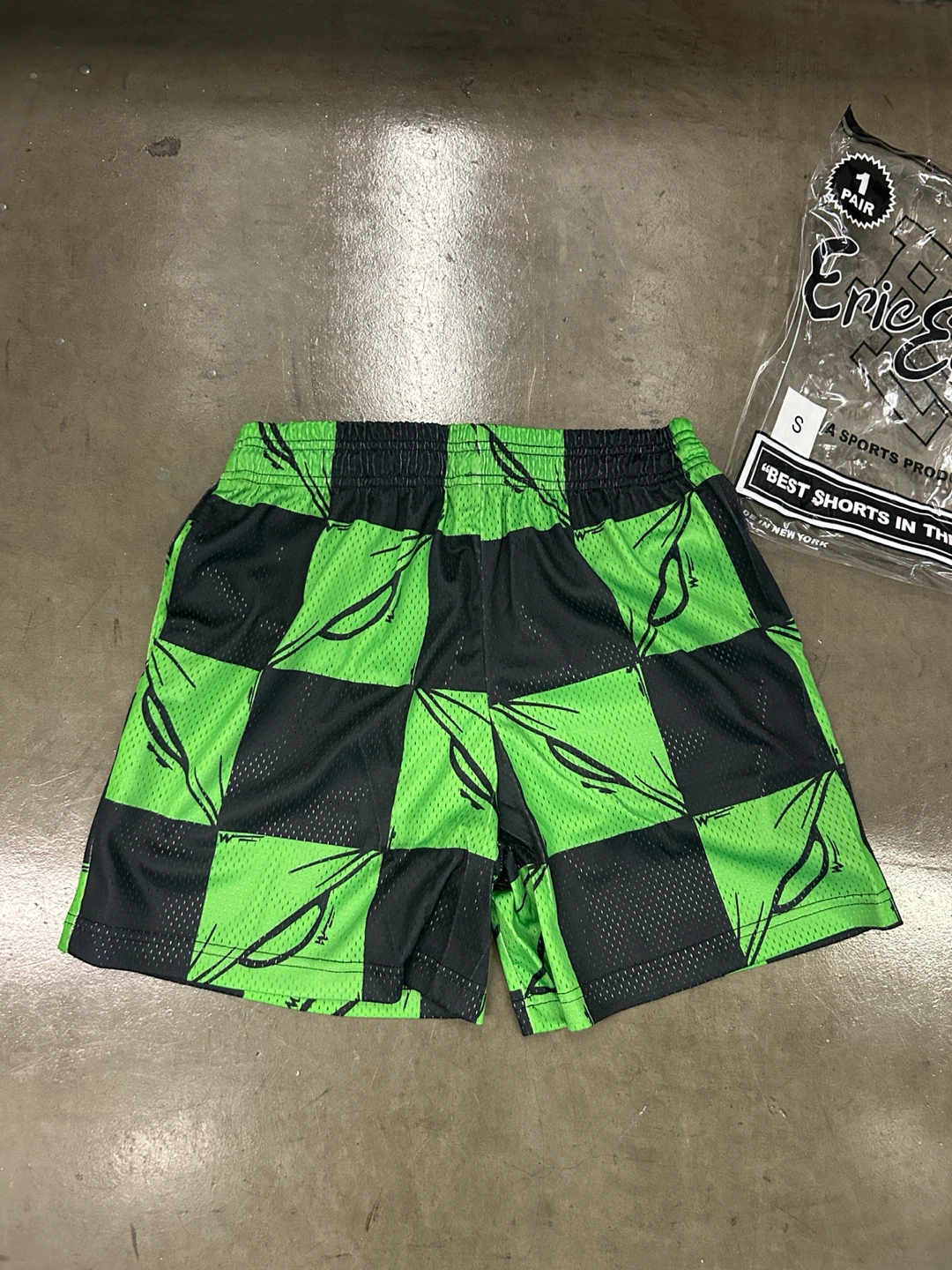 Eric Emanuel Basketball Shorts Size S Green Black Checkered - photo 2