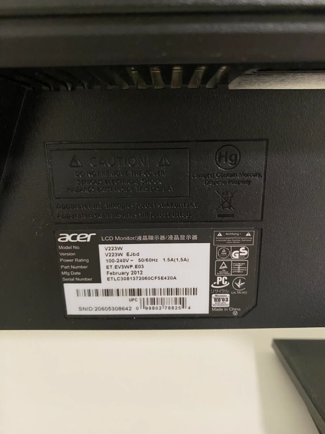 Acer V223W LCD Monitor - photo 4