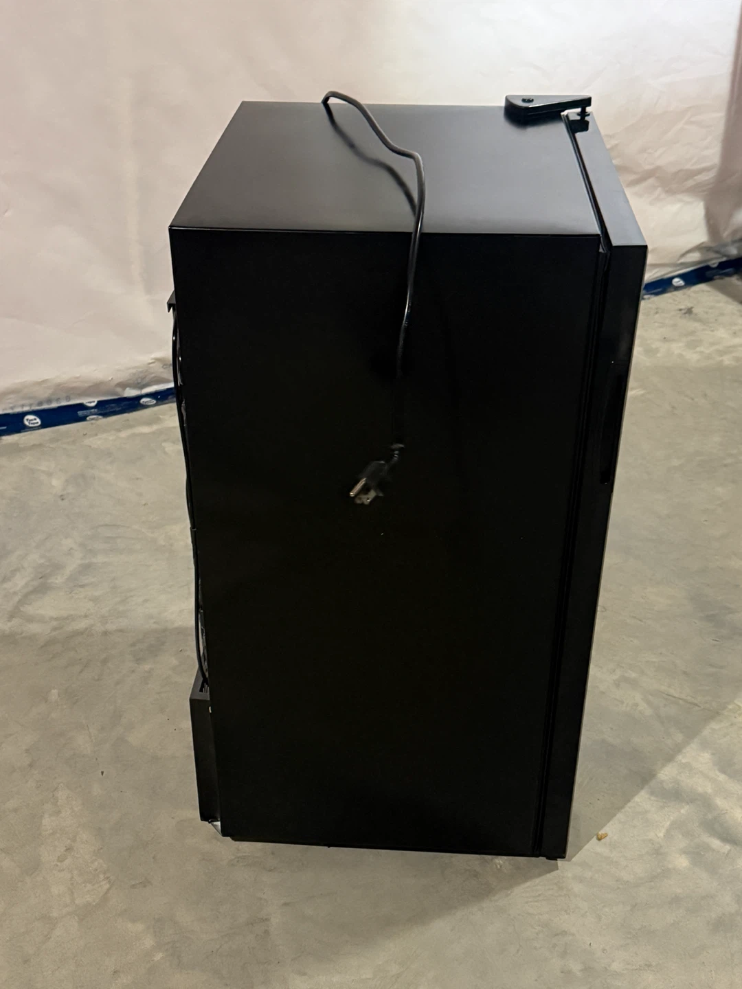 Black Mini Fridge - photo 3