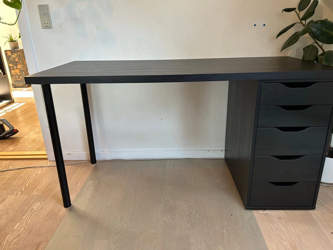 IKEA Desk with Alex drawer unit