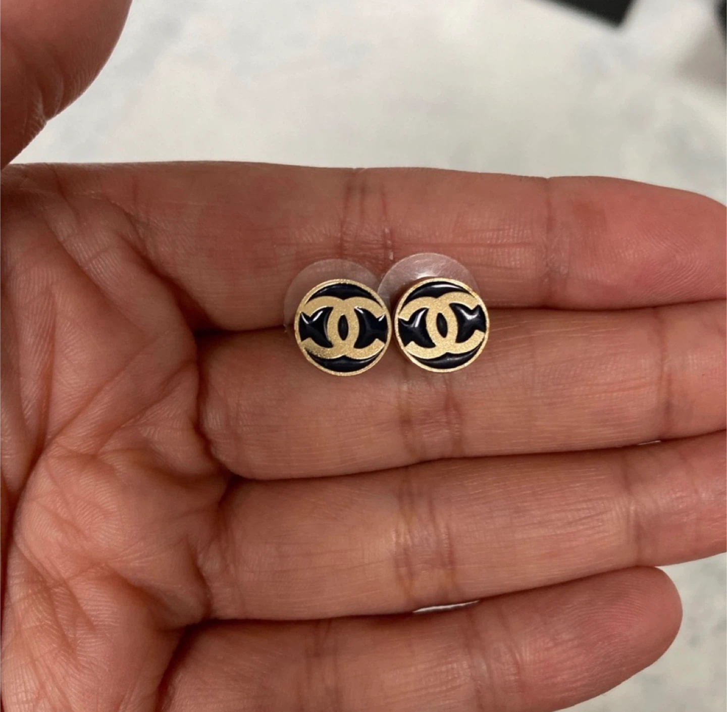 Chanel CC Stud Earrings - photo 2
