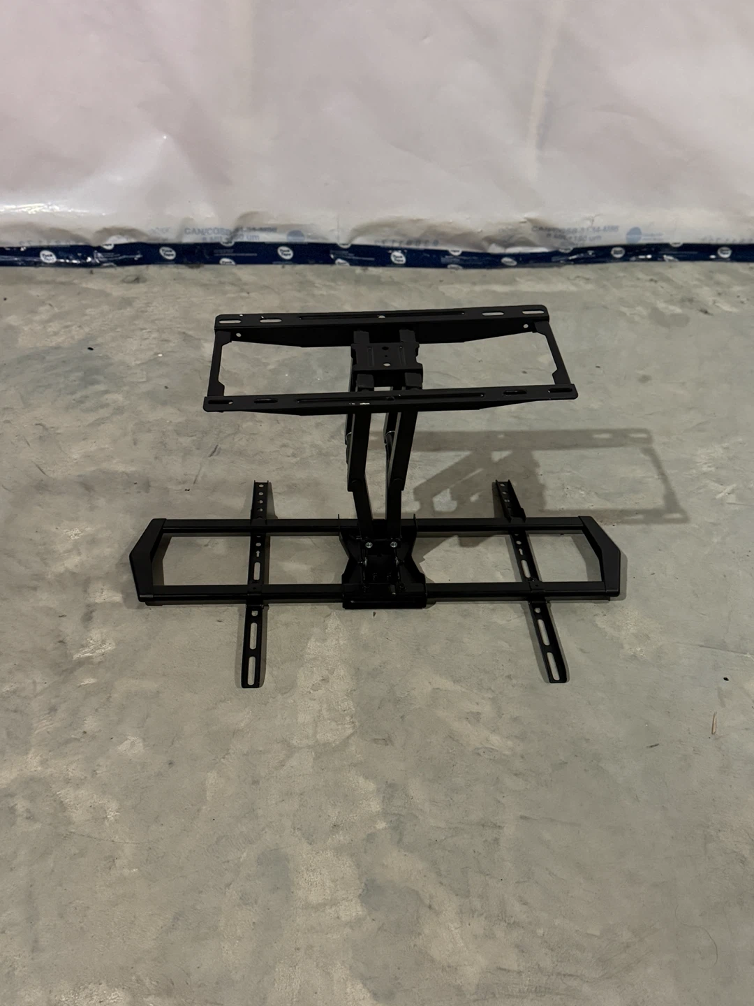Black Articulating TV Wall Mount