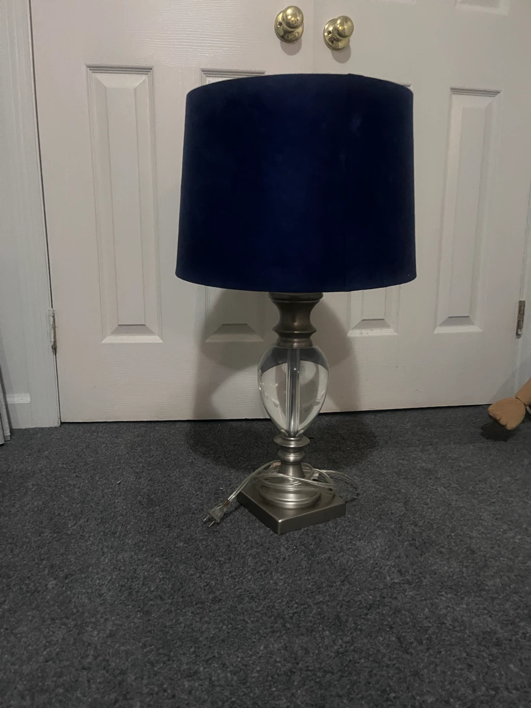 Table lamp