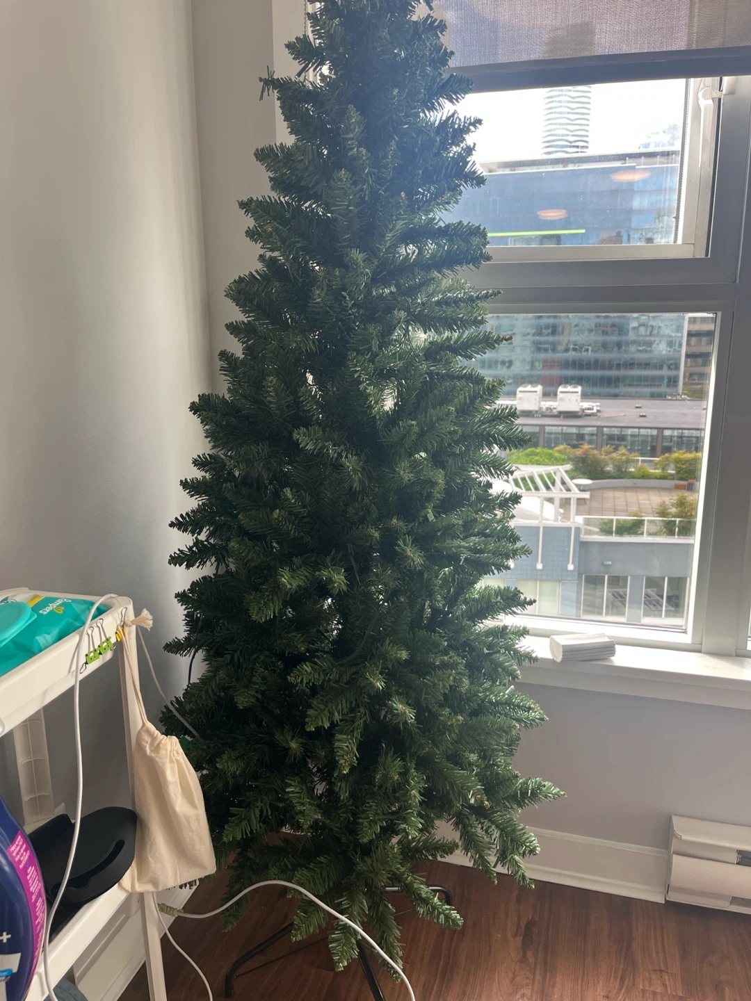 Senjie Artificial Pre-lit Pencil Christmas Tree