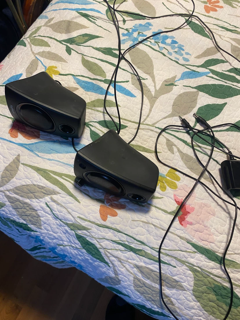 Logitech Z120 Compact Stereo Speakers - photo 3