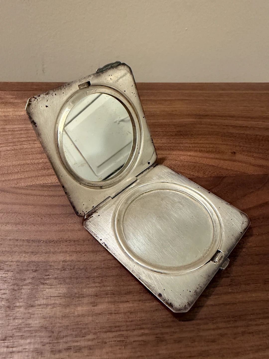 VINTAGE BIRKS 925 STERLING SILVER COMPACT POWDER MAKEUP MIRROR - photo 3