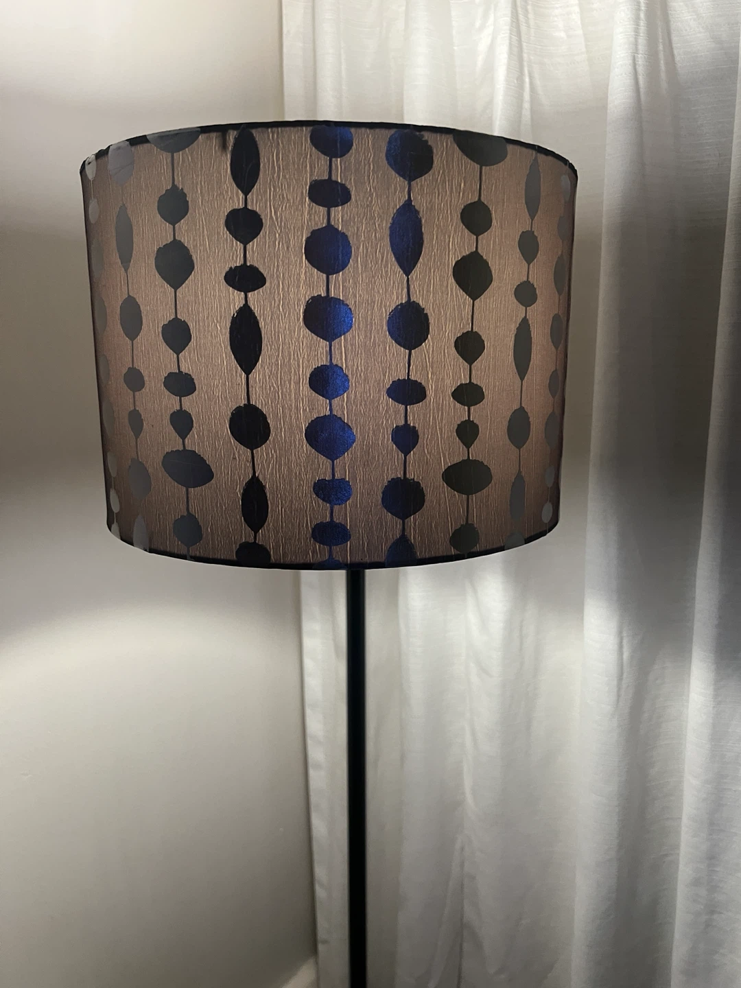 Standing Lamp with Decorative Shade - photo 2