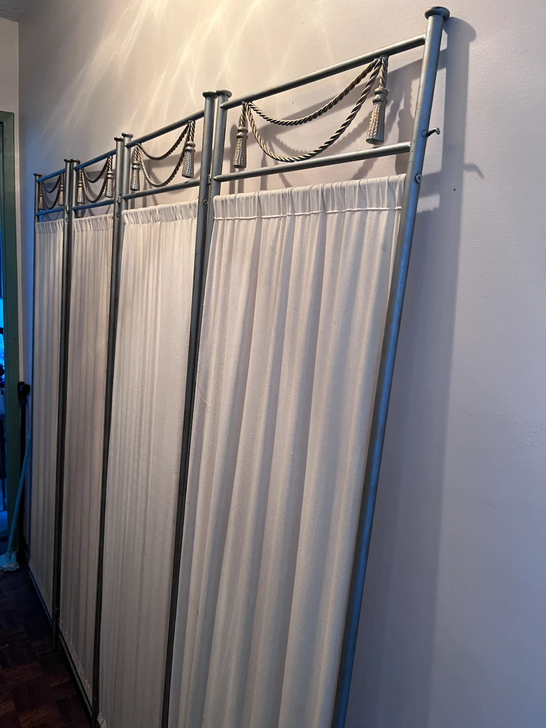 4-Panel Room Divider Screen with White Curtains